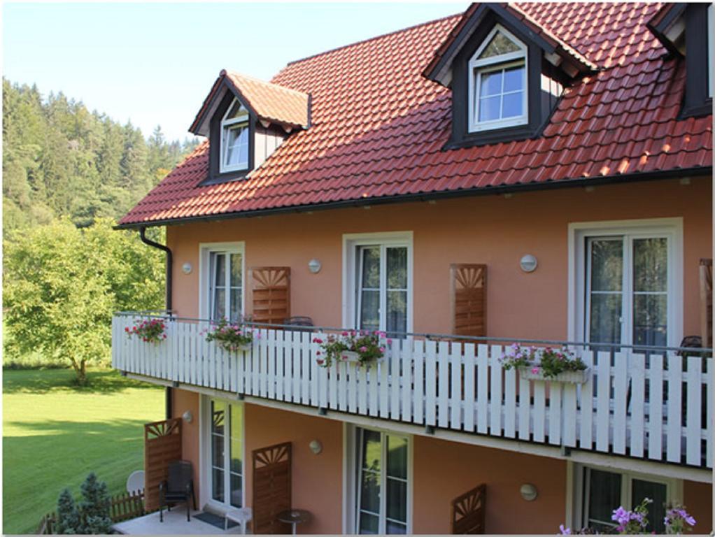 Landgasthof-Hotel Hammermuehle Donaustauf Buitenkant foto